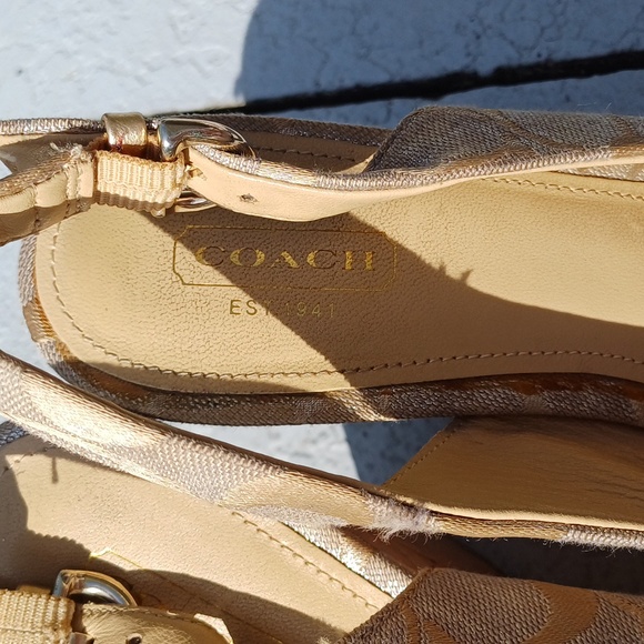 Coach Jessy Gold wedge monogram sandals 7.5 - Picture 7 of 11